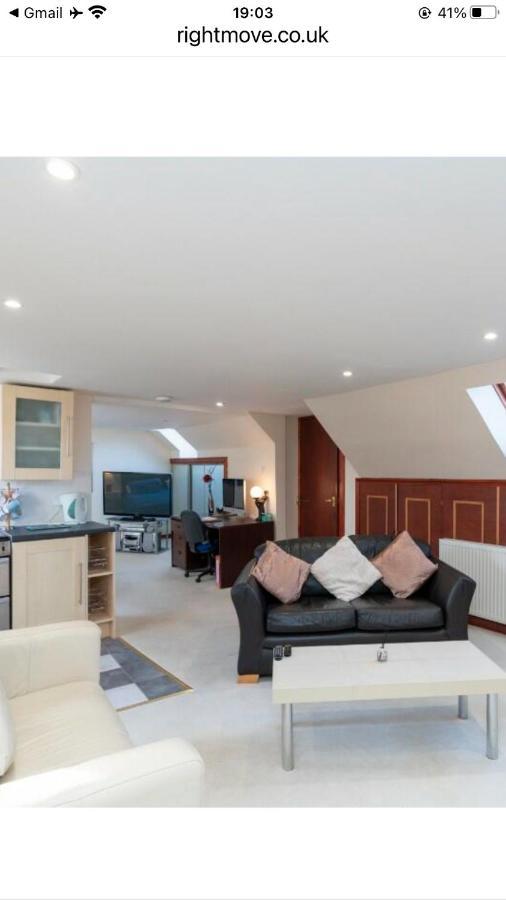 Executive Serviced Apartments 2 Forfar Exterior foto